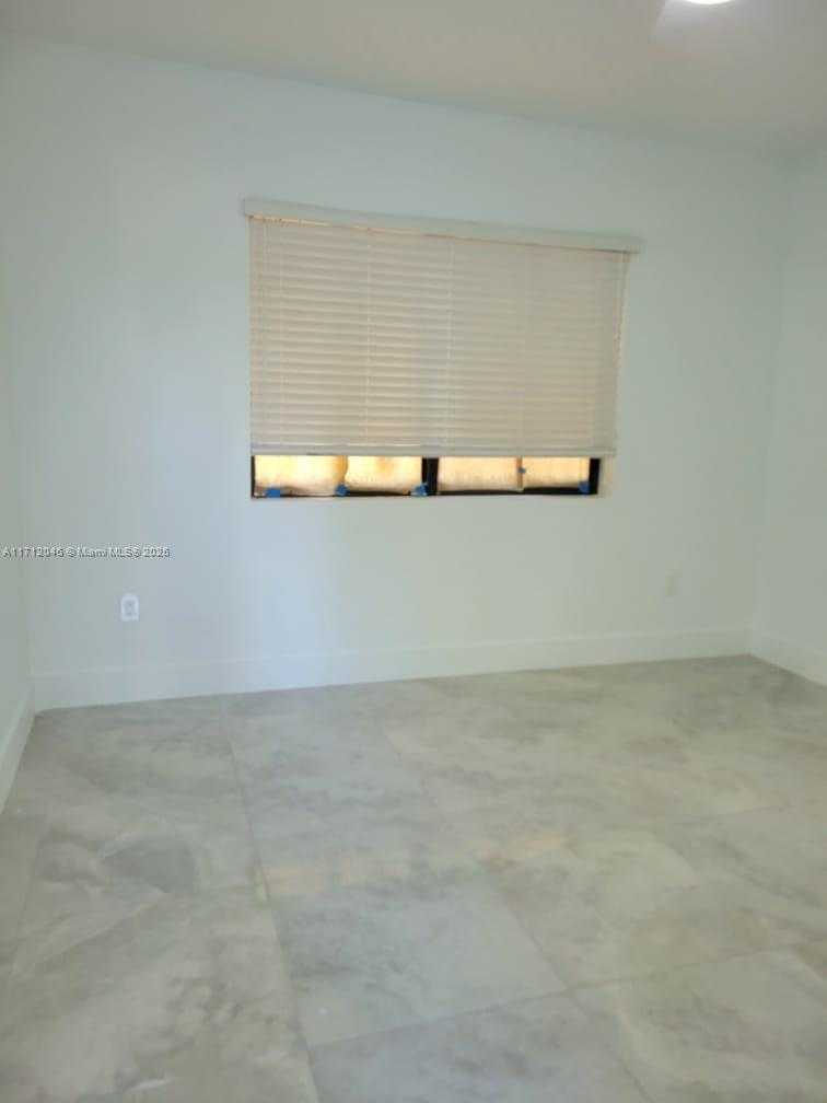 Small Image of 1725 CALAIS DR #6, Miami Beach Number 19