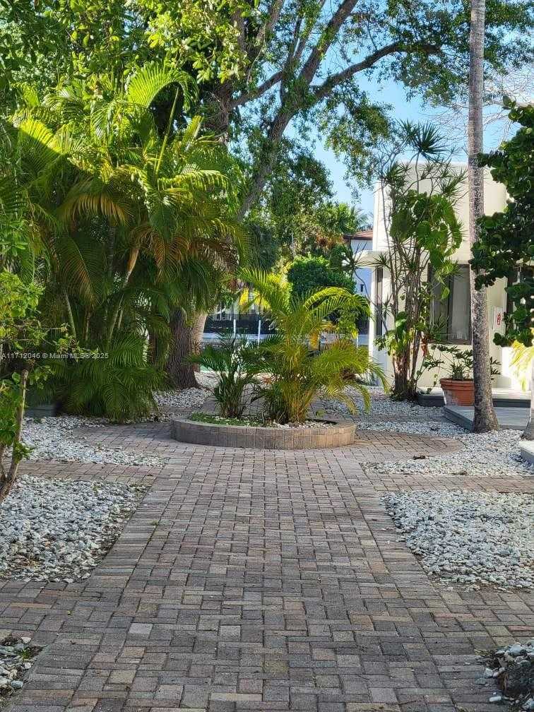 Small Image of 1725 CALAIS DR #6, Miami Beach Number 6