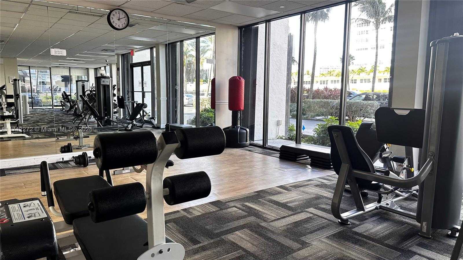 Small Image of 2017 SOUTH OCEAN DR #606, Hallandale Beach Number 18