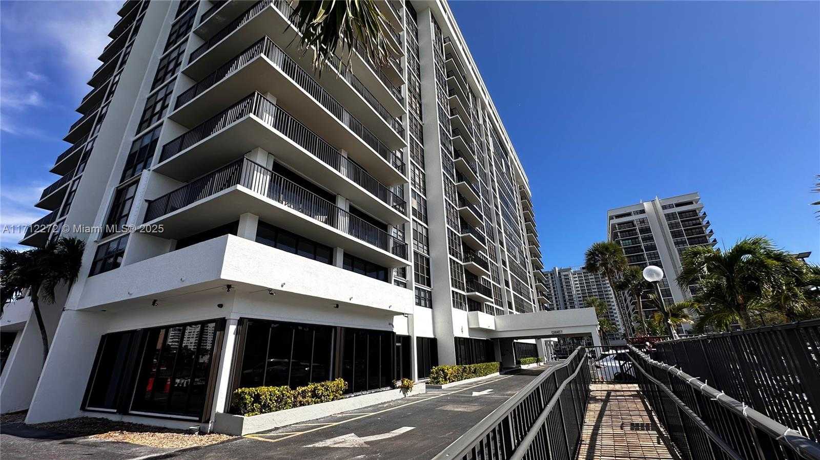 Small Image of 2017 SOUTH OCEAN DR #606, Hallandale Beach Number 2