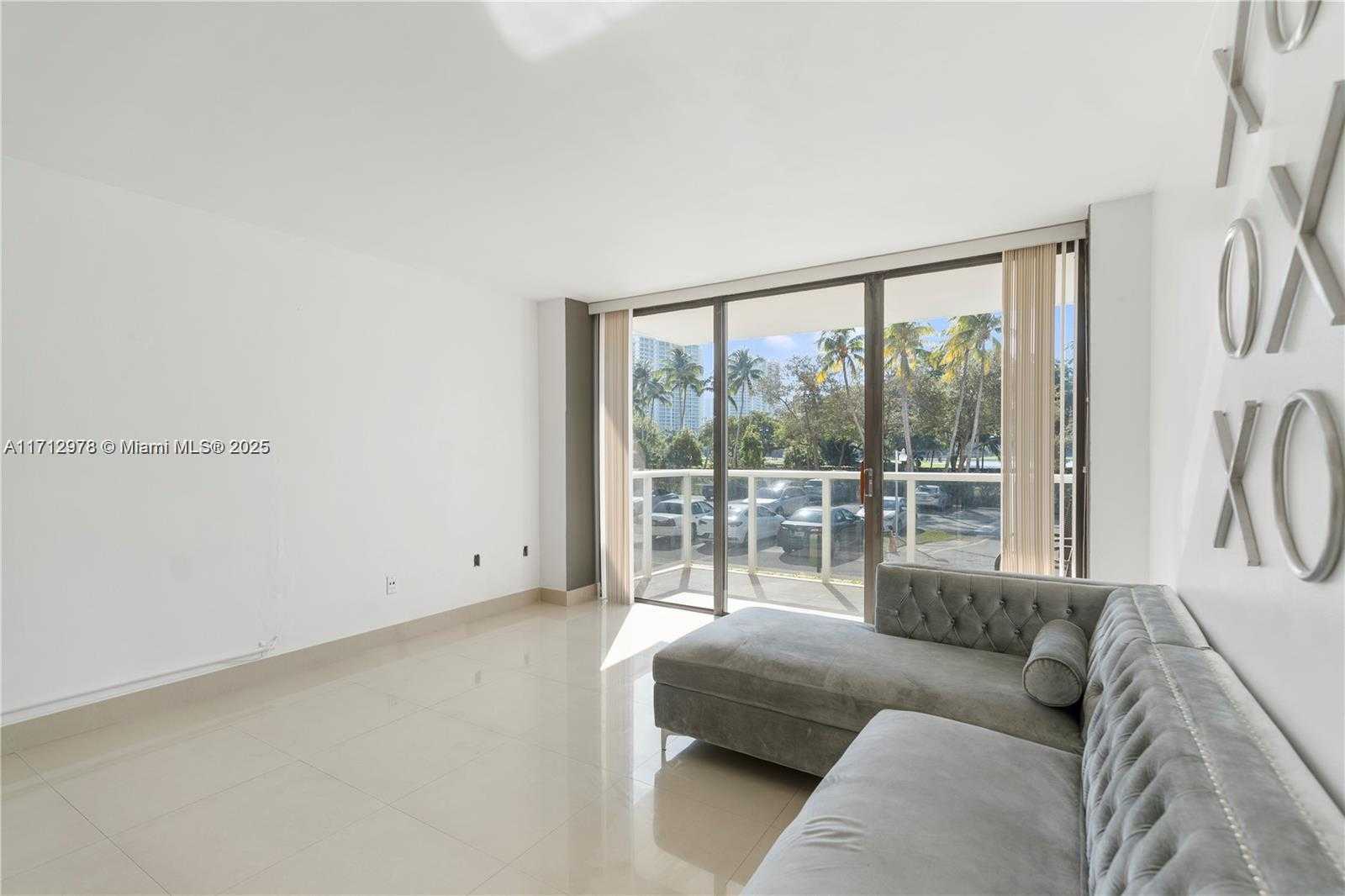 Small Image of 3675 NORTH COUNTRY CLUB #105, Aventura Number 14