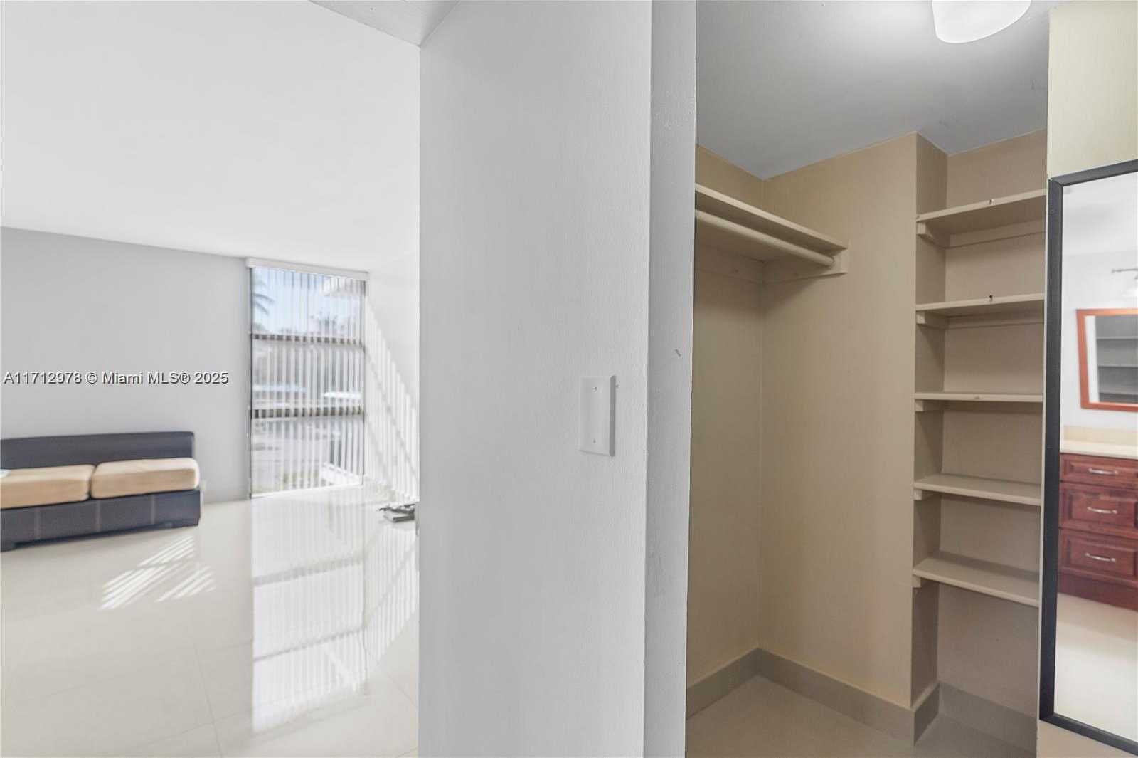 Small Image of 3675 NORTH COUNTRY CLUB #105, Aventura Number 30