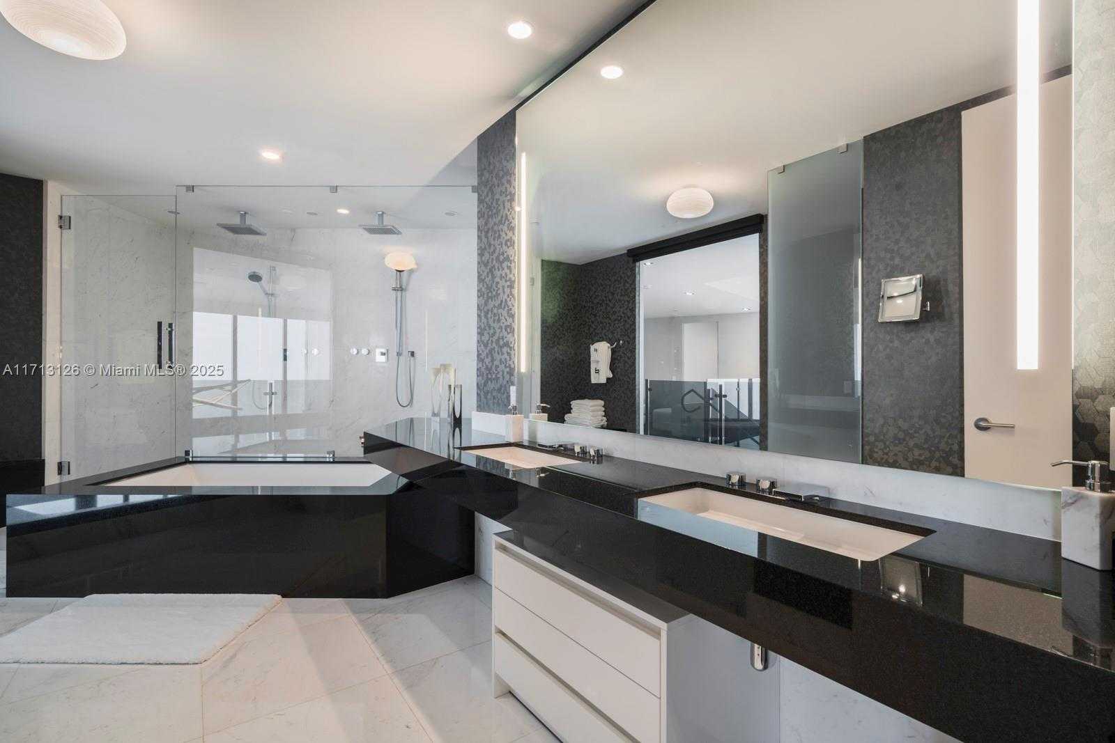 Small Image of 18555 COLLINS AVE #4204, Sunny Isles Beach Number 18
