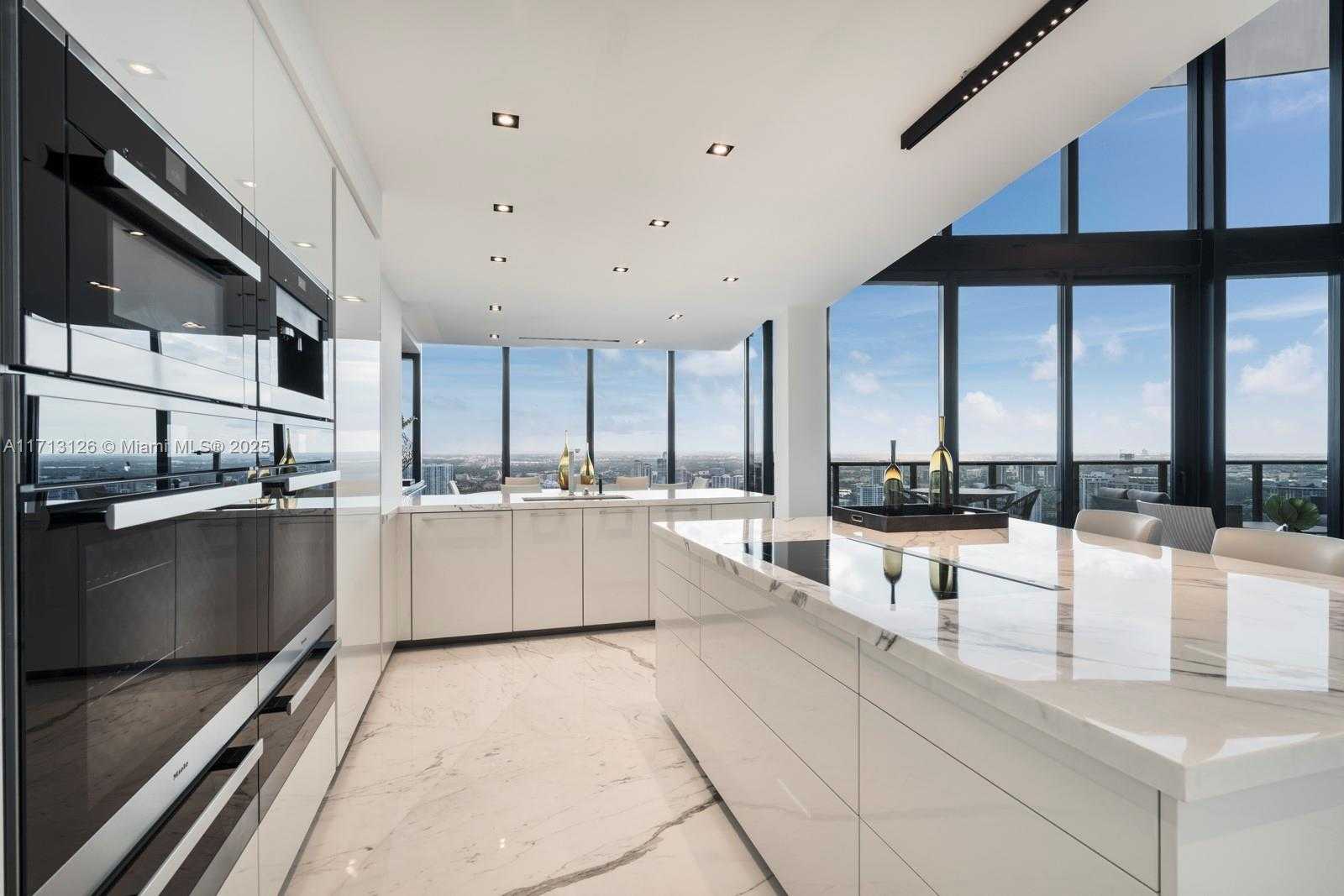 Small Image of 18555 COLLINS AVE #4204, Sunny Isles Beach Number 7