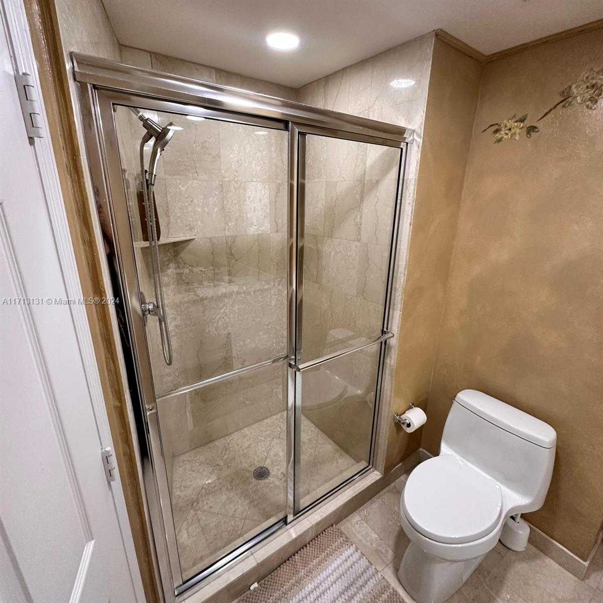 Small Image of 3370 HIDDEN BAY DR #2006, Aventura Number 10