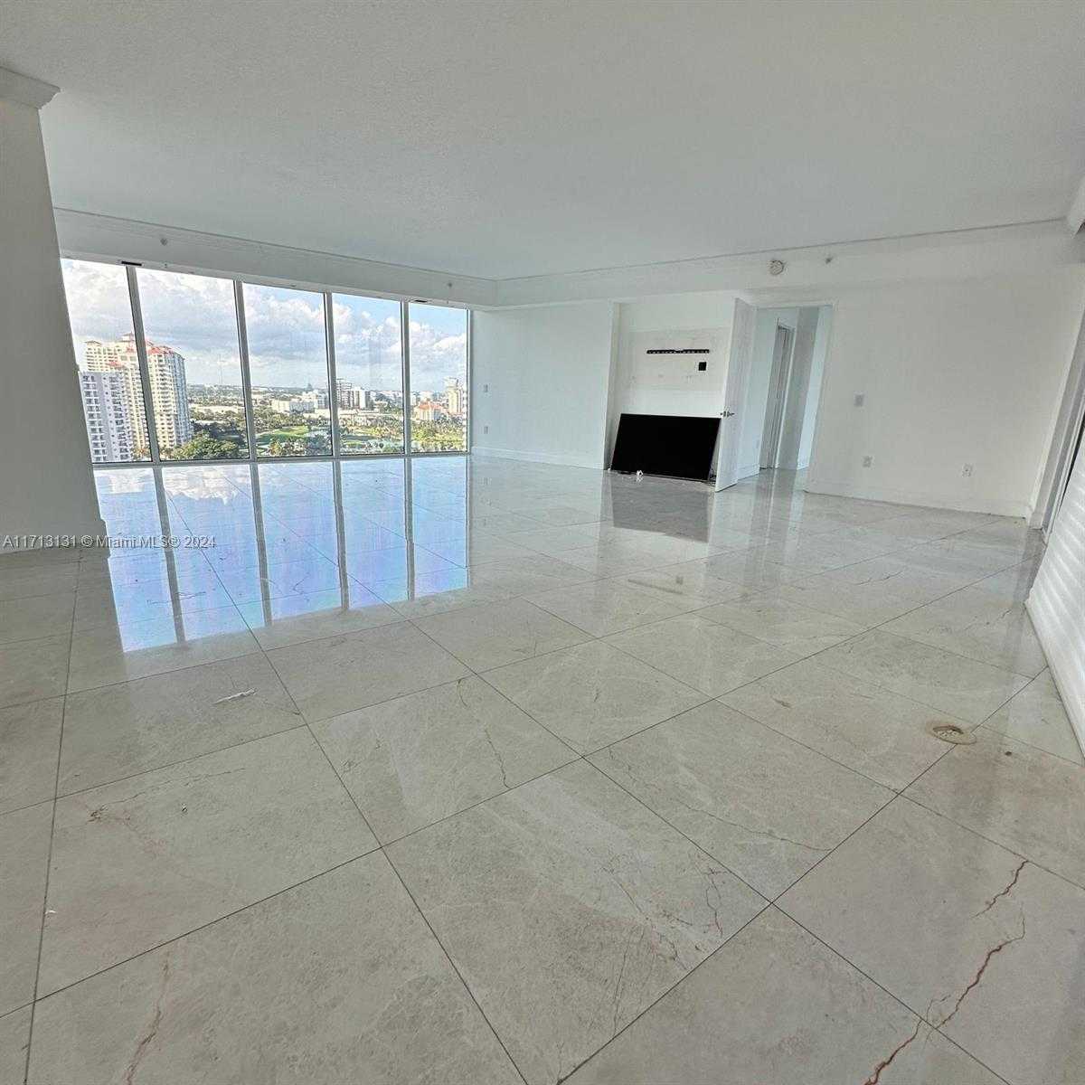 Small Image of 3370 HIDDEN BAY DR #2006, Aventura Number 12