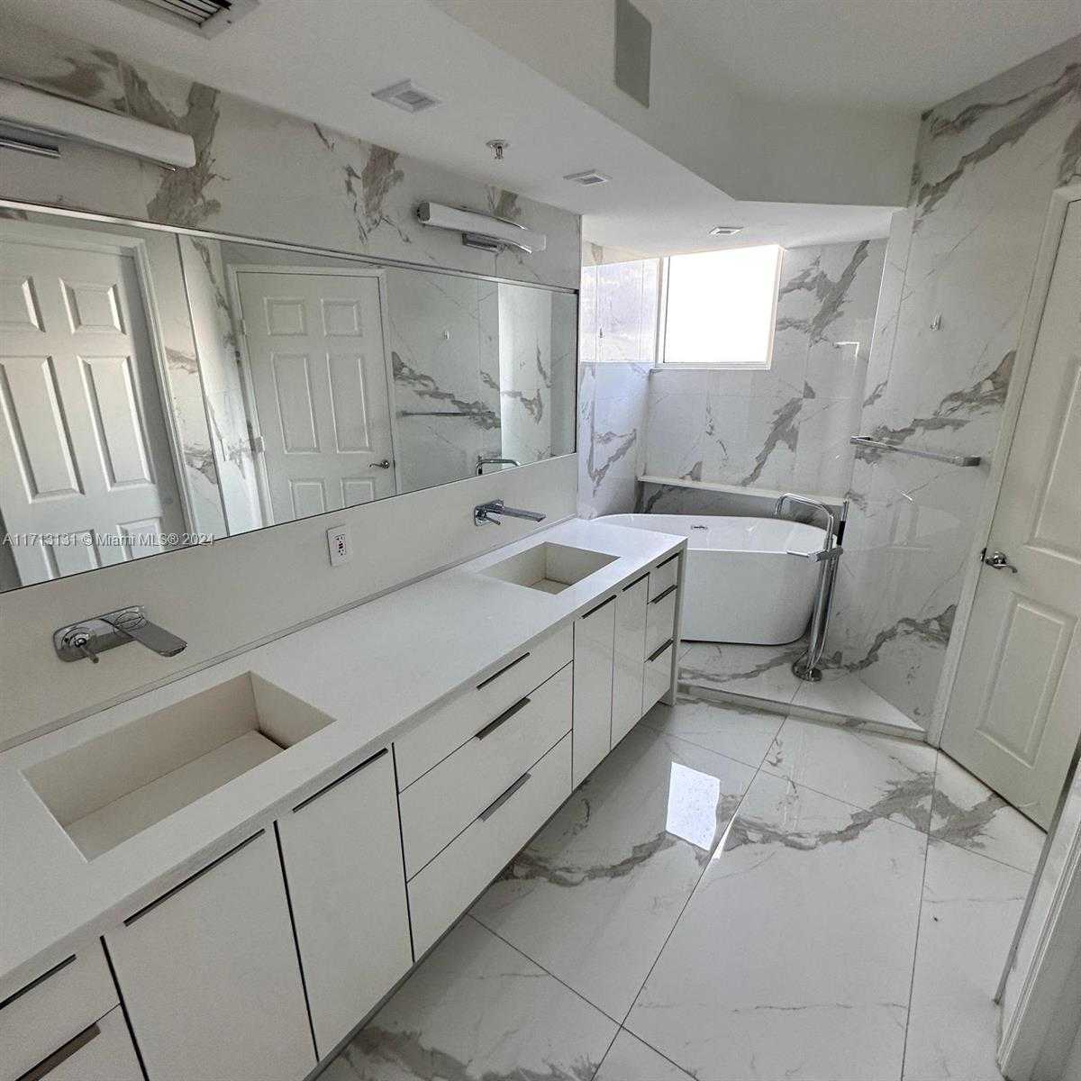 Small Image of 3370 HIDDEN BAY DR #2006, Aventura Number 18