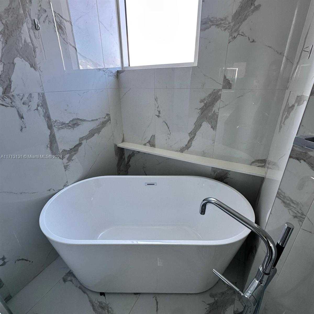 Small Image of 3370 HIDDEN BAY DR #2006, Aventura Number 21