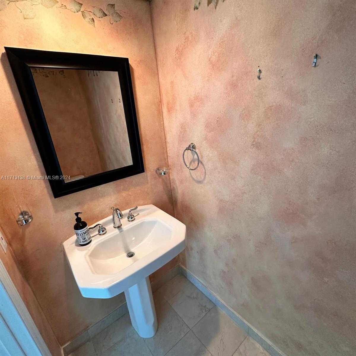 Small Image of 3370 HIDDEN BAY DR #2006, Aventura Number 32