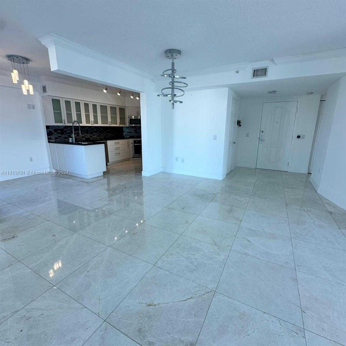 Small Image of 3370 HIDDEN BAY DR #2006, Aventura Number 35