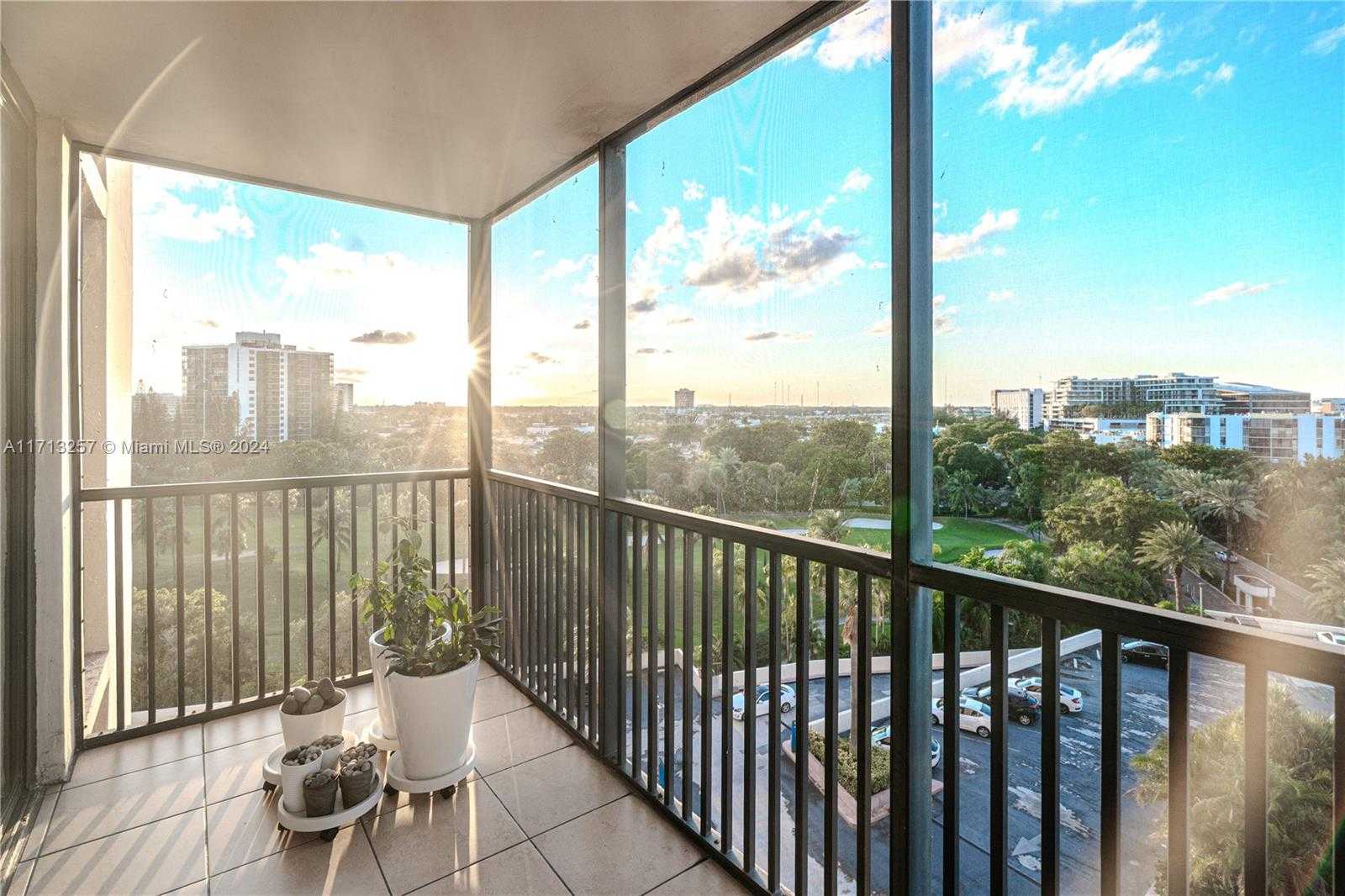 Small Image of 20301 WEST COUNTRY CLUB DR #930, Aventura Number 15