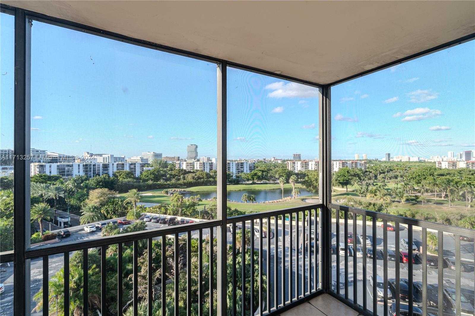 Small Image of 20301 WEST COUNTRY CLUB DR #930, Aventura Number 17