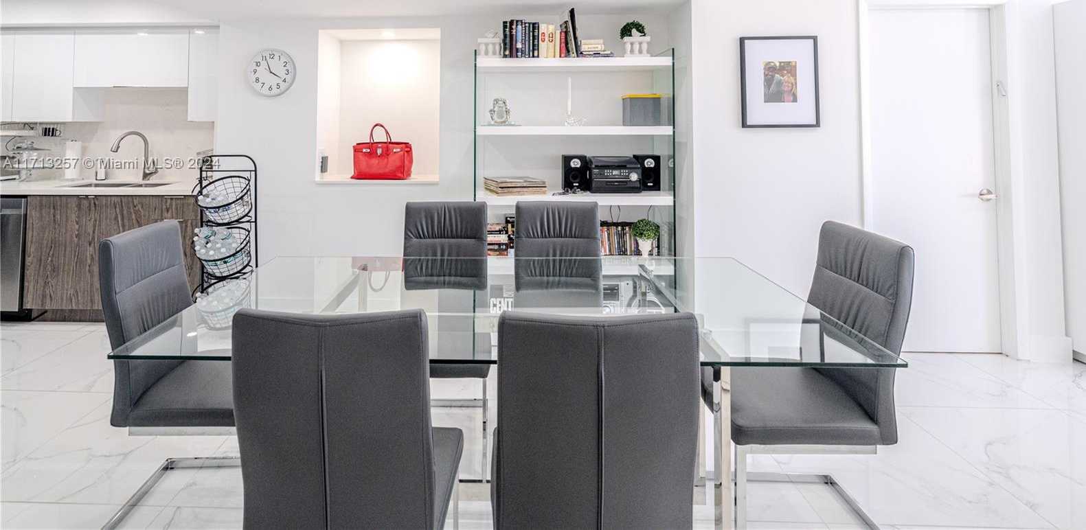 Small Image of 20301 WEST COUNTRY CLUB DR #930, Aventura Number 7