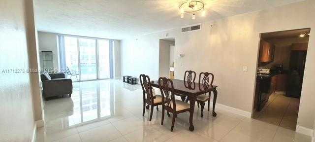 Small Image of 3001 SOUTH OCEAN DR #503, Hollywood Number 2