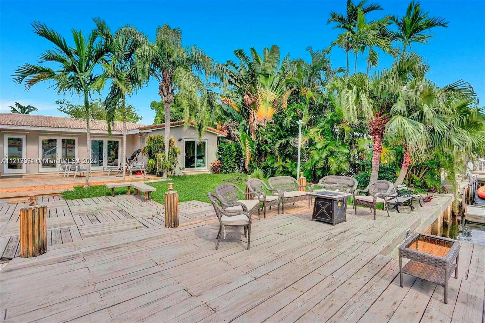 Small Image of 1850 NORTH EAST 118TH RD, North Miami Number 12