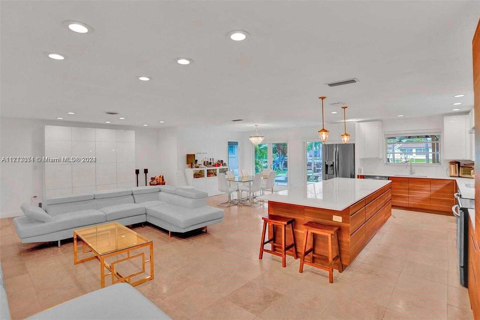 Small Image of 1850 NORTH EAST 118TH RD, North Miami Number 13