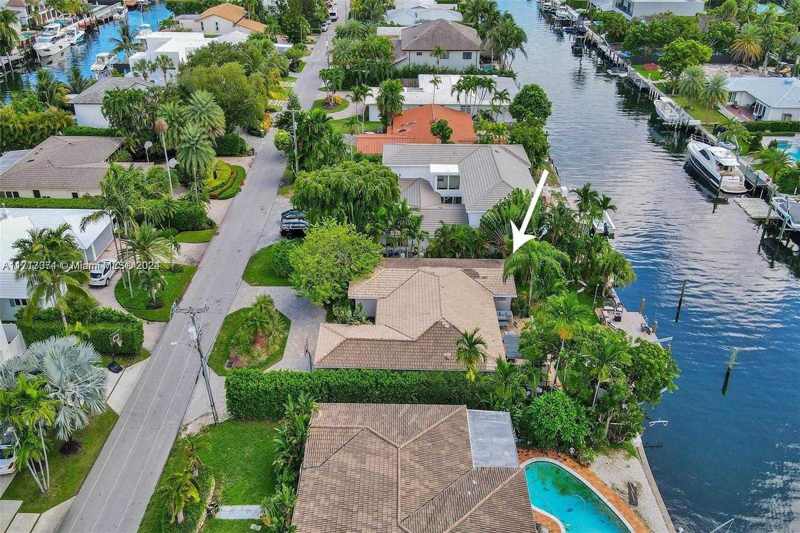 Small Image of 1850 NORTH EAST 118TH RD, North Miami Number 2