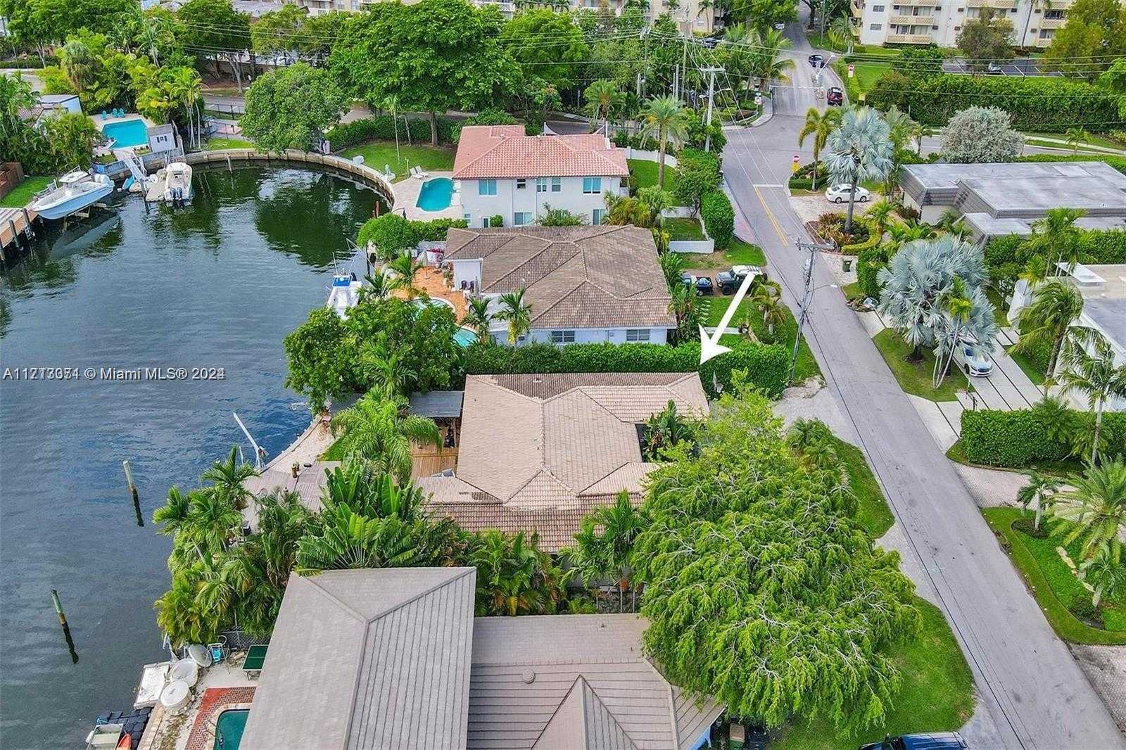 Small Image of 1850 NORTH EAST 118TH RD, North Miami Number 22