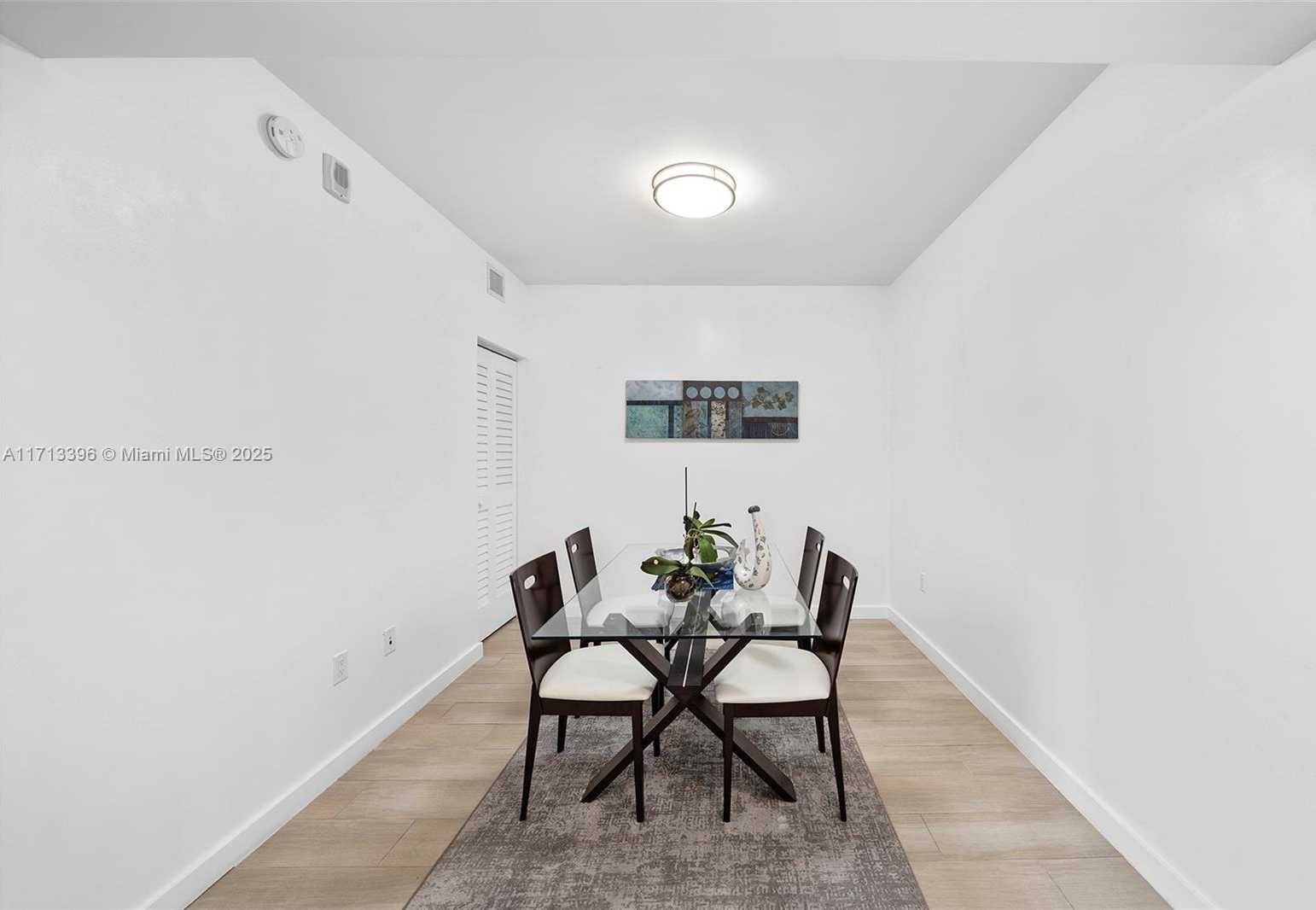 Small Image of 1600 SOUTH WEST 1ST AVE #614, Miami Number 6