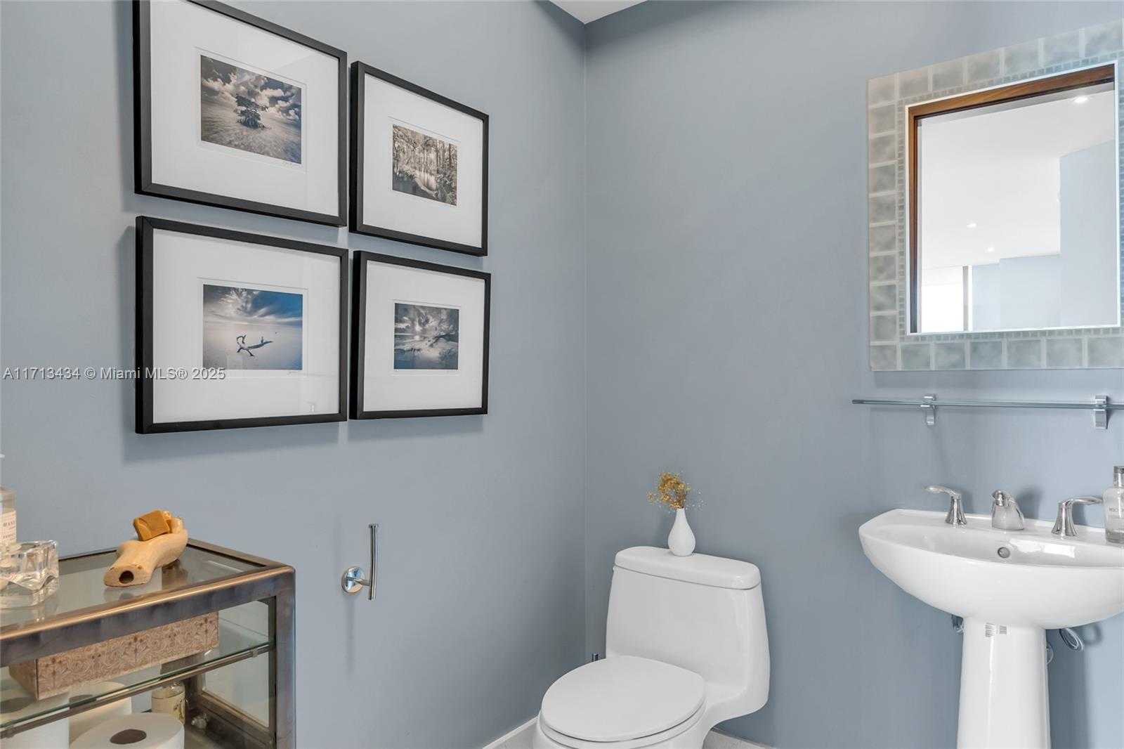 Small Image of 16699 COLLINS AVE #4202, Sunny Isles Beach Number 12