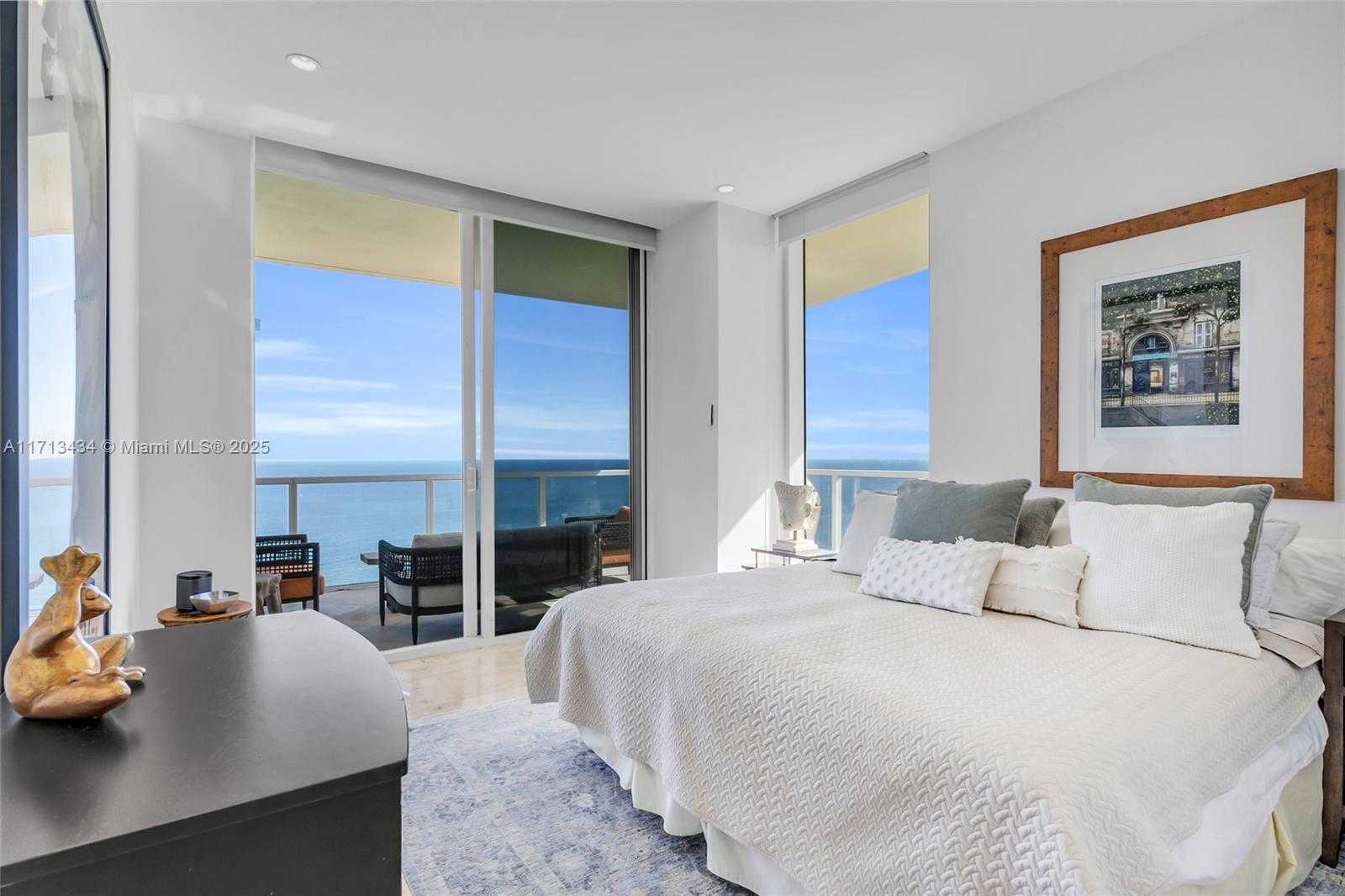 Small Image of 16699 COLLINS AVE #4202, Sunny Isles Beach Number 19