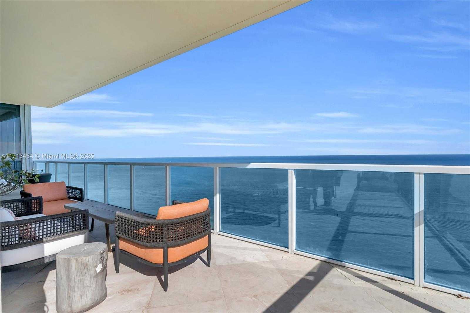 Small Image of 16699 COLLINS AVE #4202, Sunny Isles Beach Number 2