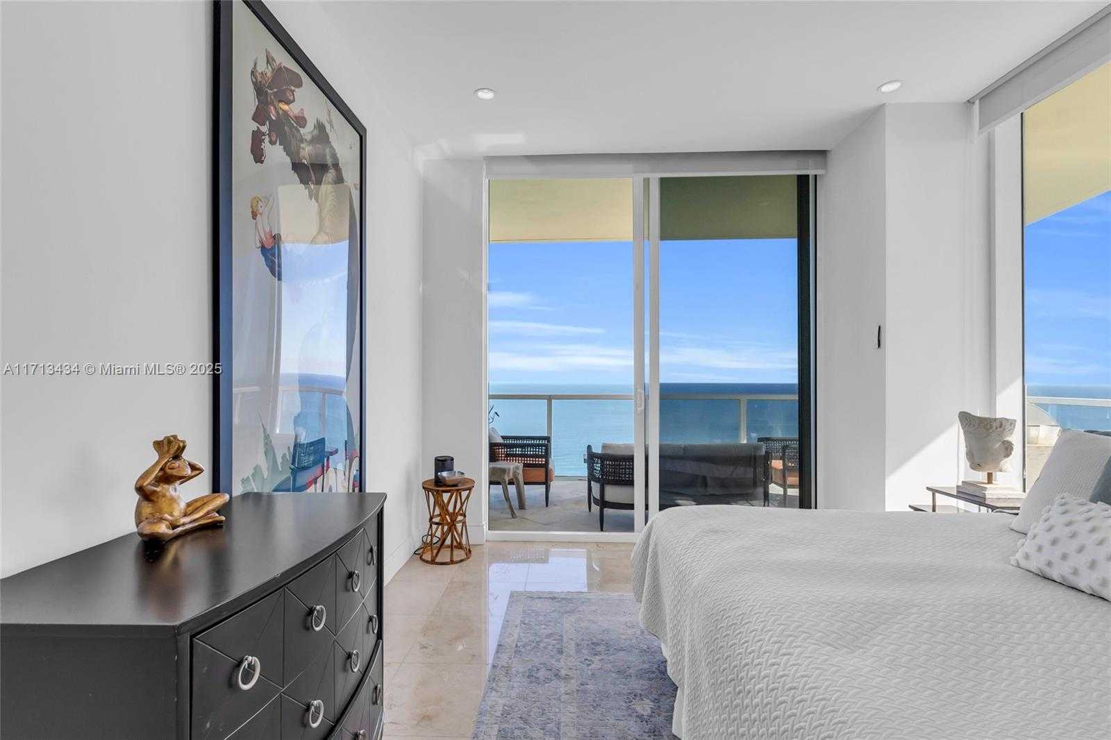 Small Image of 16699 COLLINS AVE #4202, Sunny Isles Beach Number 21