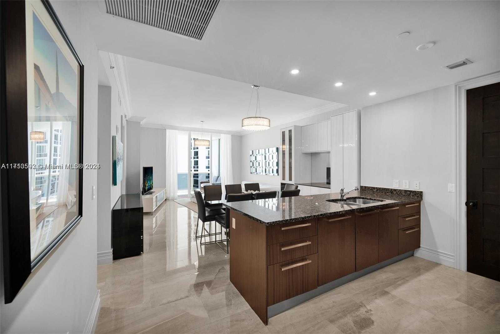 Small Image of 15901 COLLINS AVE #2002, Sunny Isles Beach Number 9