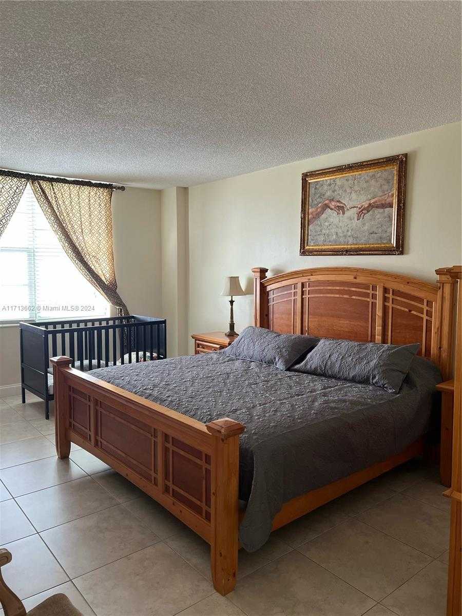 Small Image of 3725 SOUTH OCEAN DR #719, Hollywood Number 12