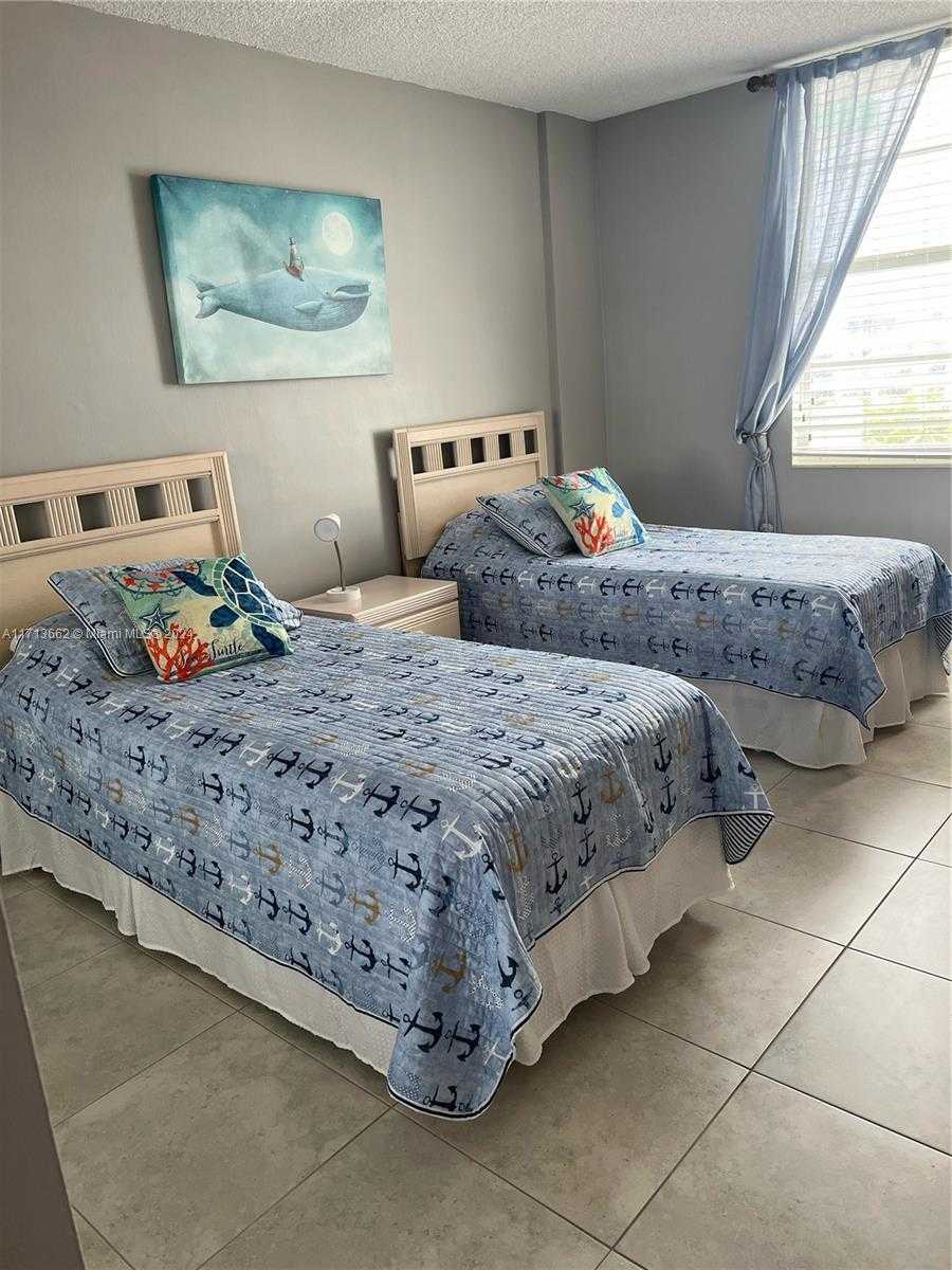 Small Image of 3725 SOUTH OCEAN DR #719, Hollywood Number 15
