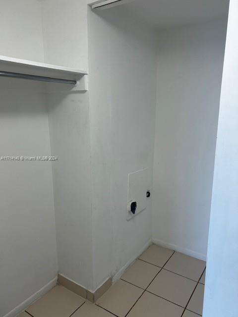 Small Image of 5401 COLLINS AVE #1512, Miami Beach Number 15