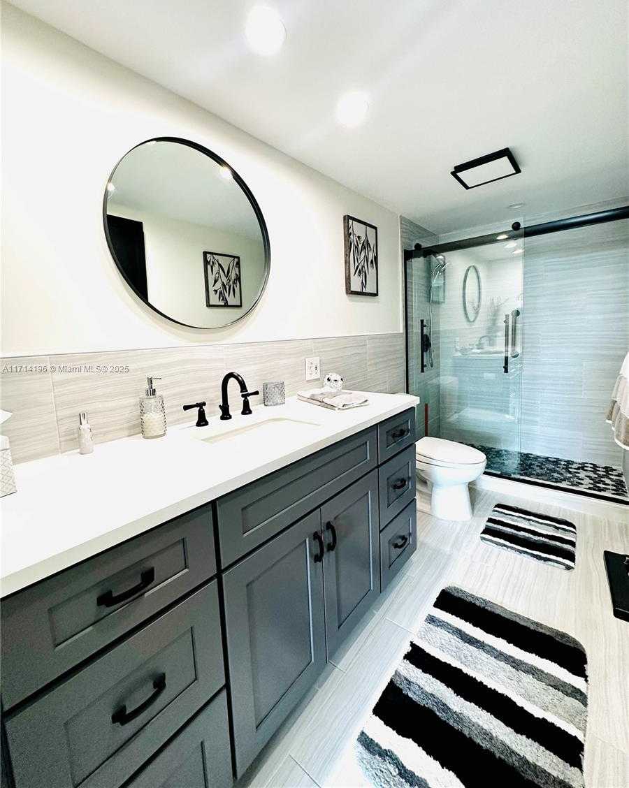 Small Image of 1501 SOUTH OCEAN DR #1105, Hollywood Number 3