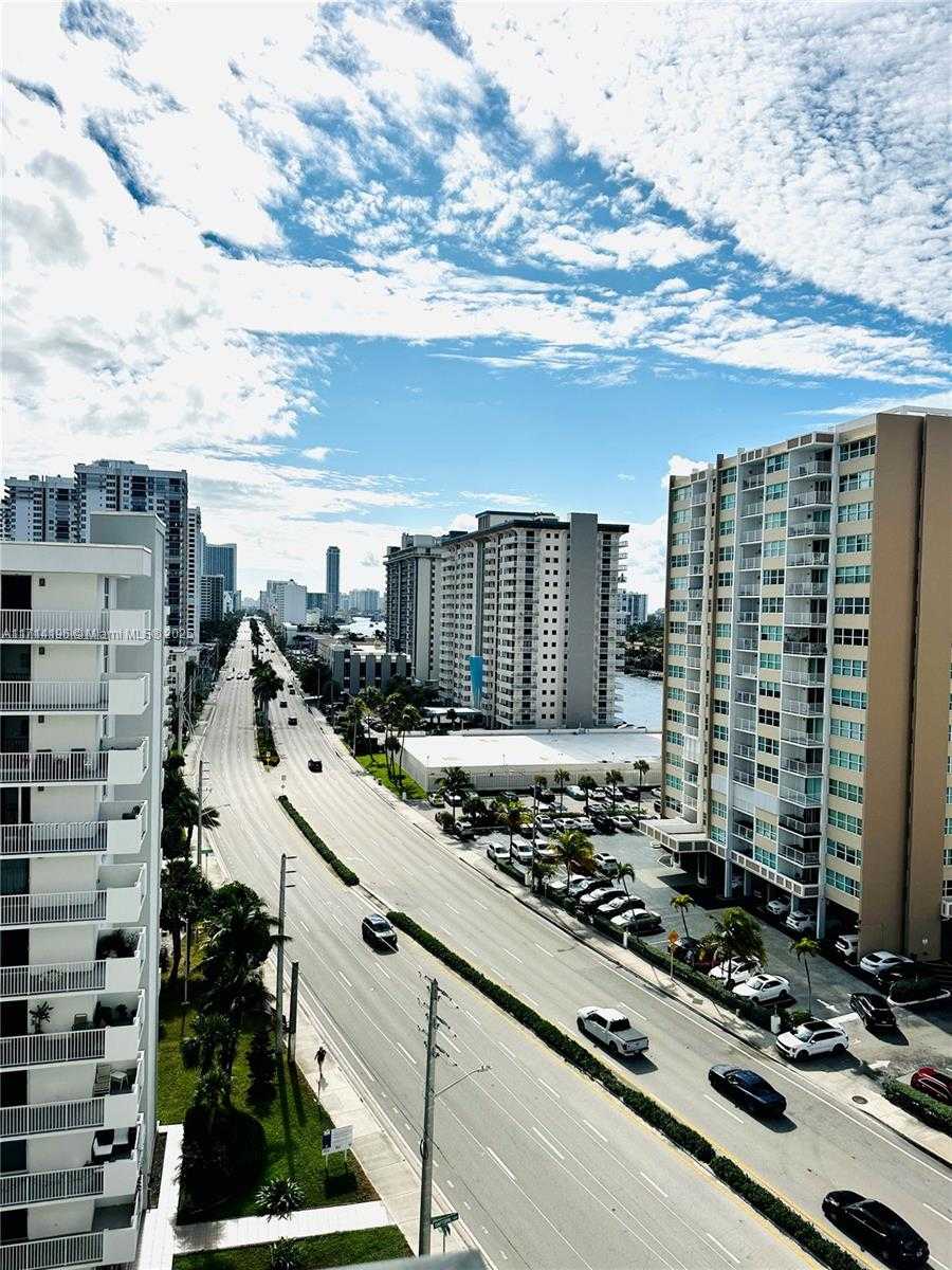 Small Image of 1501 SOUTH OCEAN DR #1105, Hollywood Number 7