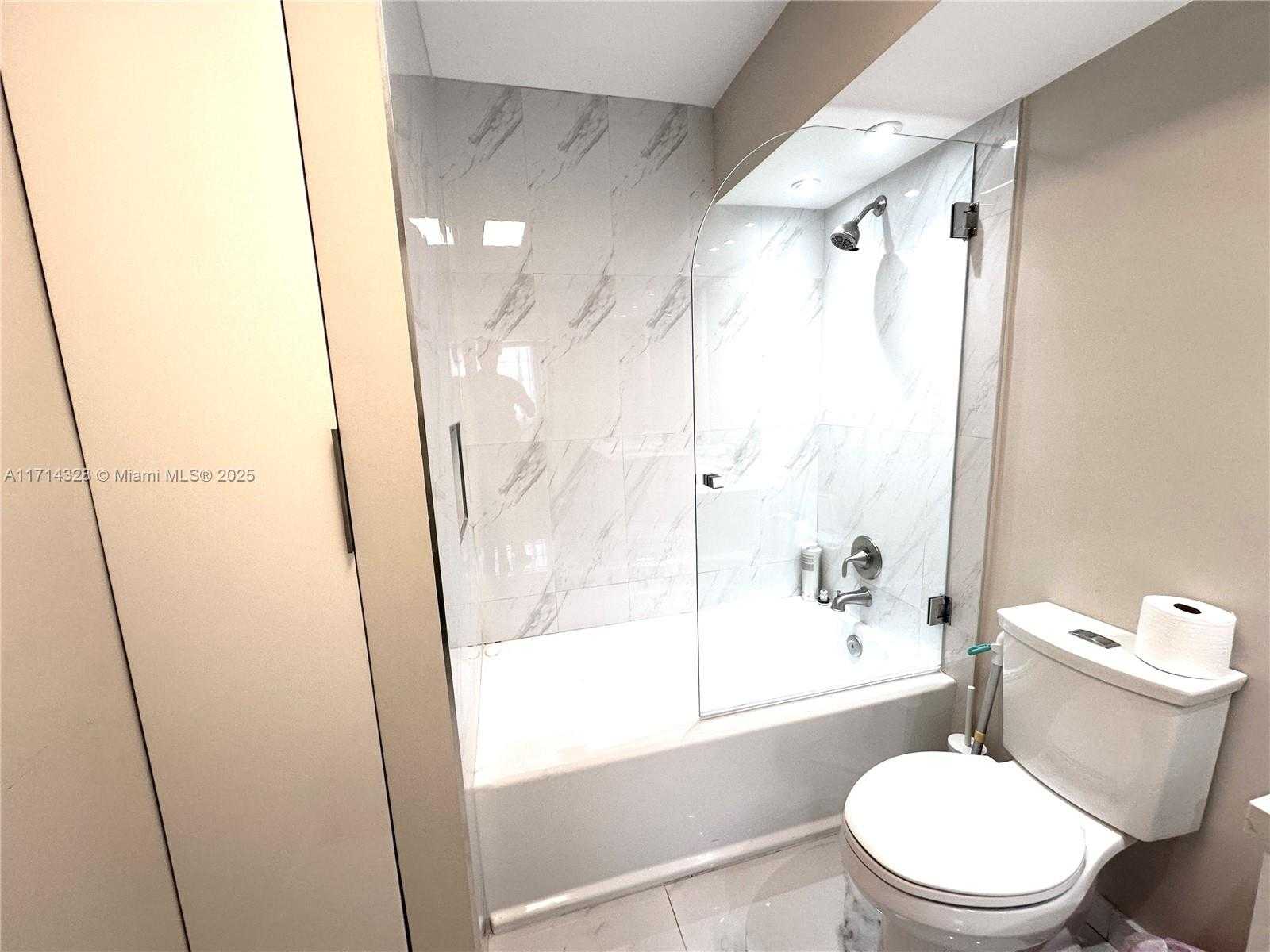 Small Image of 251 174TH ST #1809, Sunny Isles Beach Number 16