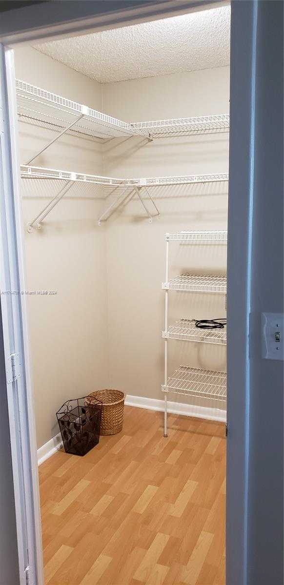 Small Image of 3800 SOUTH OCEAN DR #425, Hollywood Number 15