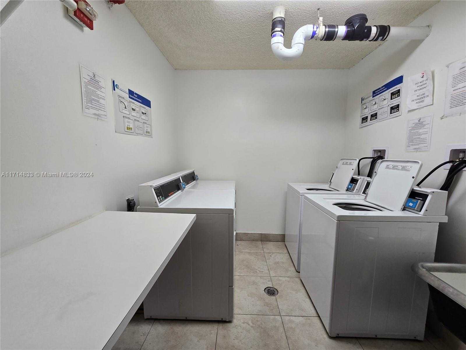 Small Image of 2851 NORTH EAST 183RD ST #1010E, Aventura Number 18