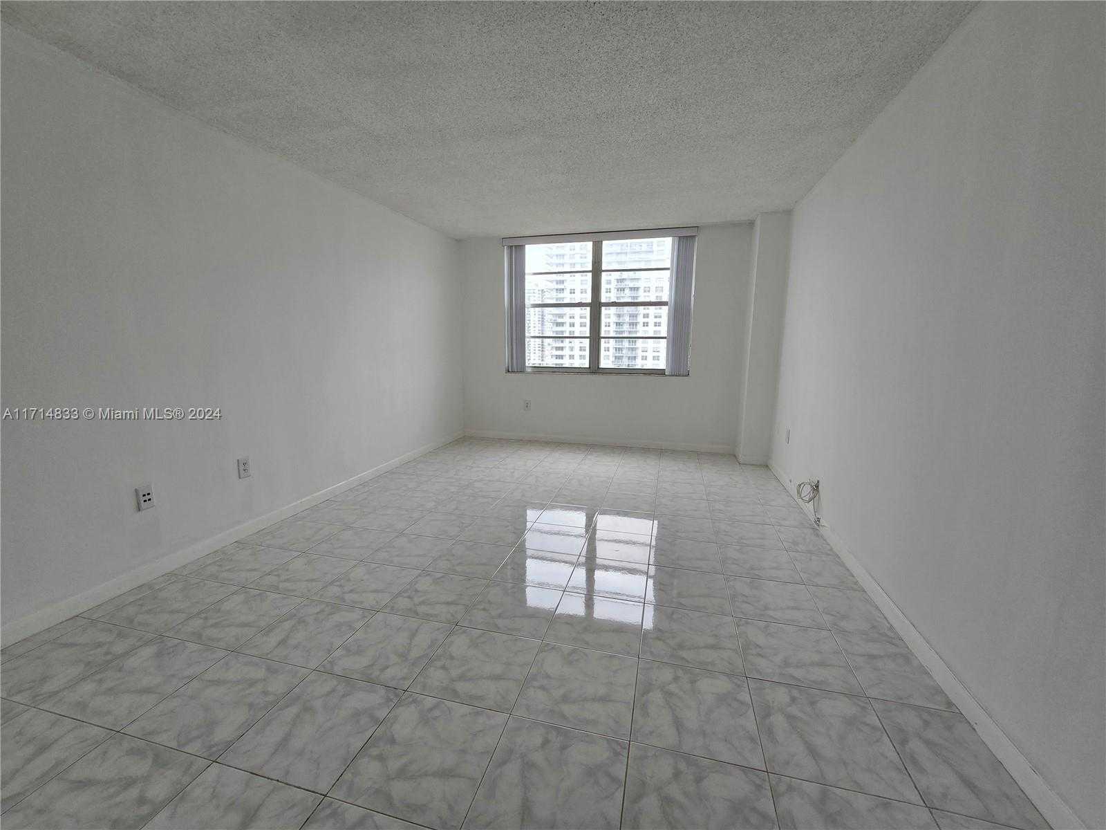 Small Image of 2851 NORTH EAST 183RD ST #1010E, Aventura Number 8