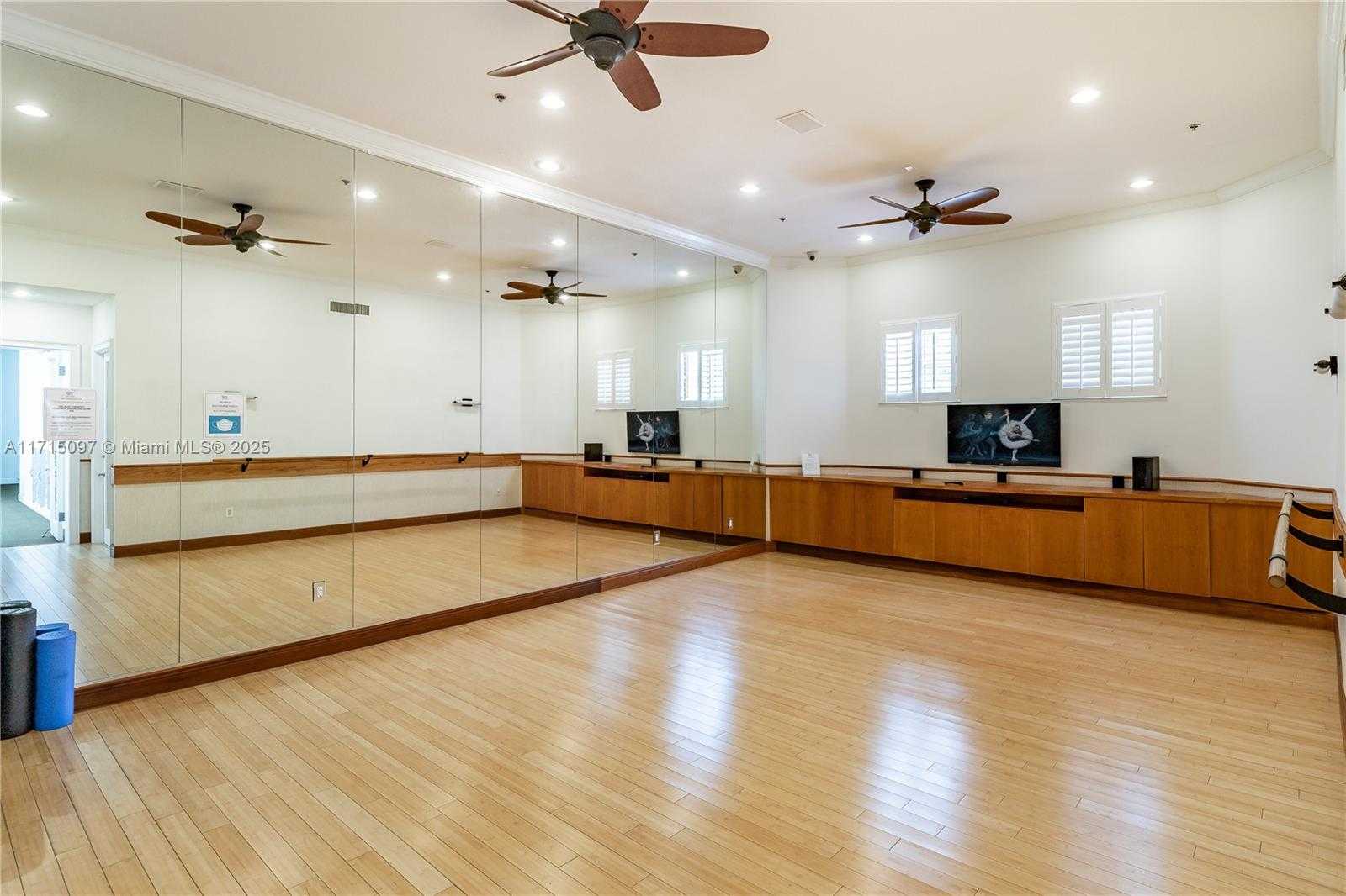 Small Image of 3165 NORTH EAST 184TH ST #6203, Aventura Number 41