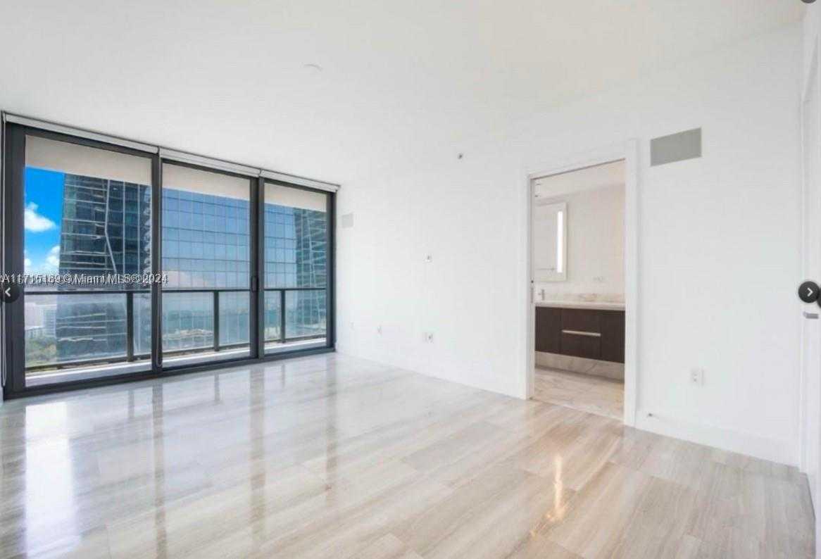 Small Image of 1451 BRICKELL AVE #2305, Miami Number 6