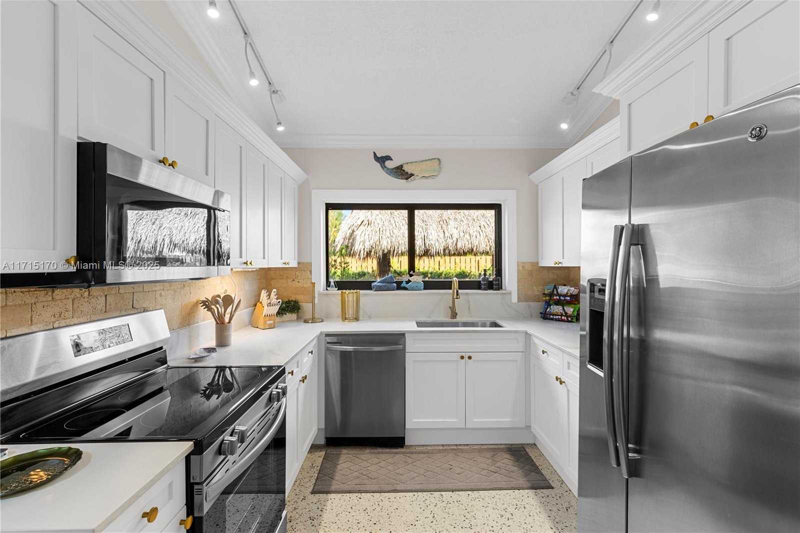 Small Image of 1457 SOUTH EAST 7TH ST, Deerfield Beach Number 3