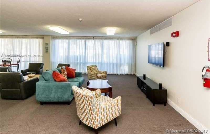 Small Image of 2655 COLLINS AVE #802, Miami Beach Number 29