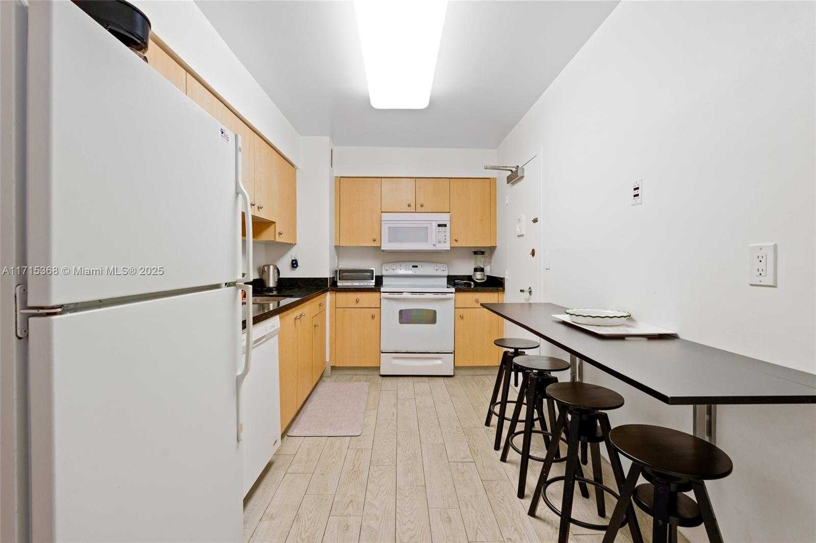 Small Image of 9195 COLLINS AVE #1103, Surfside Number 11