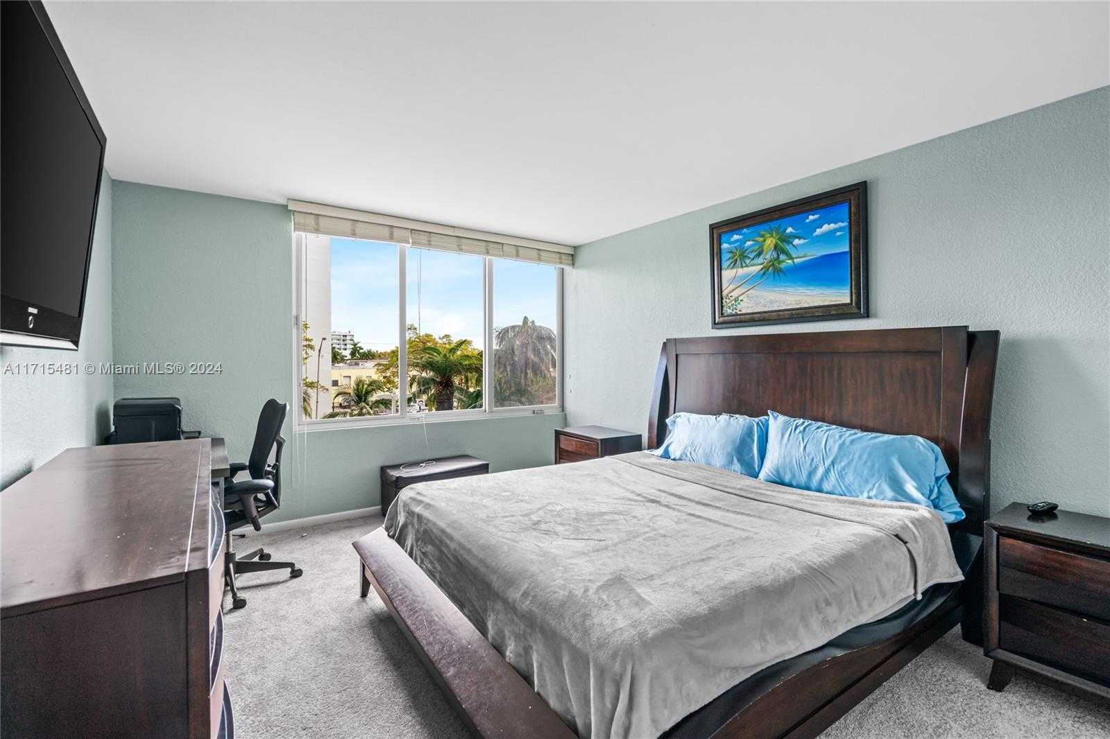 Small Image of 1000 WEST AVE #308, Miami Beach Number 8