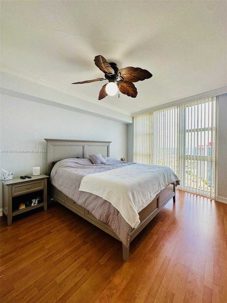 Small Image of 1850 SOUTH OCEAN DR #3310, Hallandale Beach Number 13
