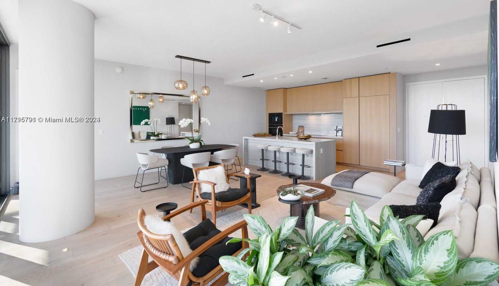 Small Image of 8701 COLLINS AVE #404, Miami Beach Number 3