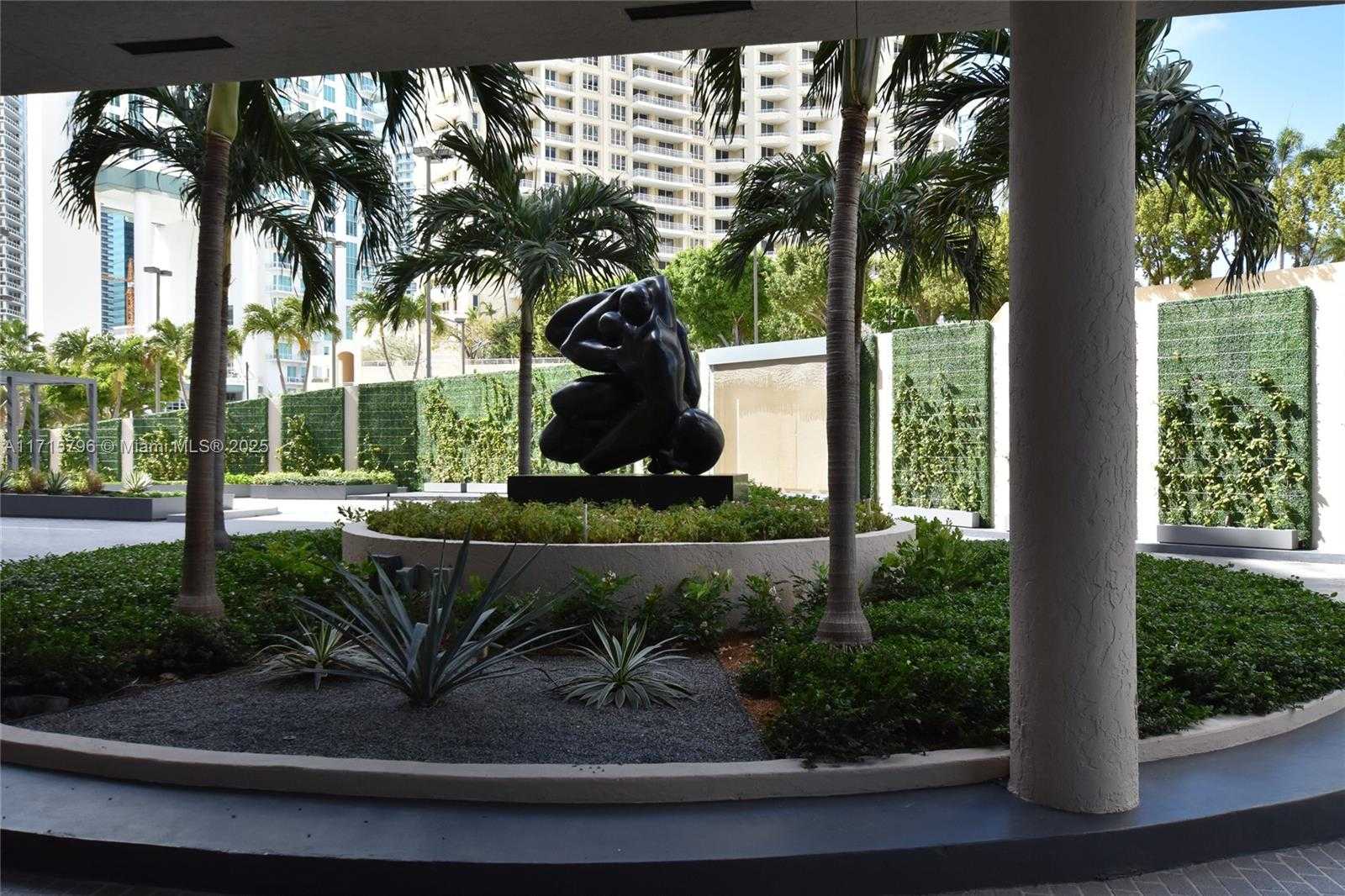 Small Image of 540 BRICKELL KEY DR #404, Miami Number 29