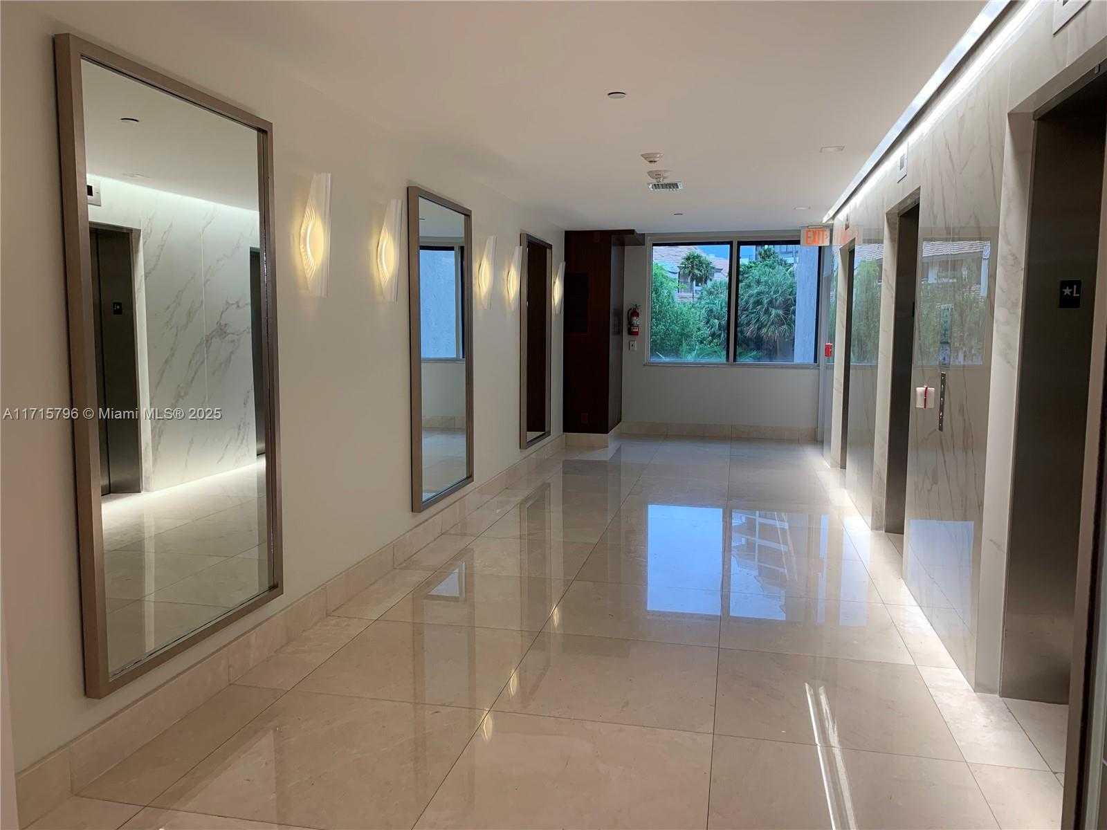 Small Image of 540 BRICKELL KEY DR #404, Miami Number 5