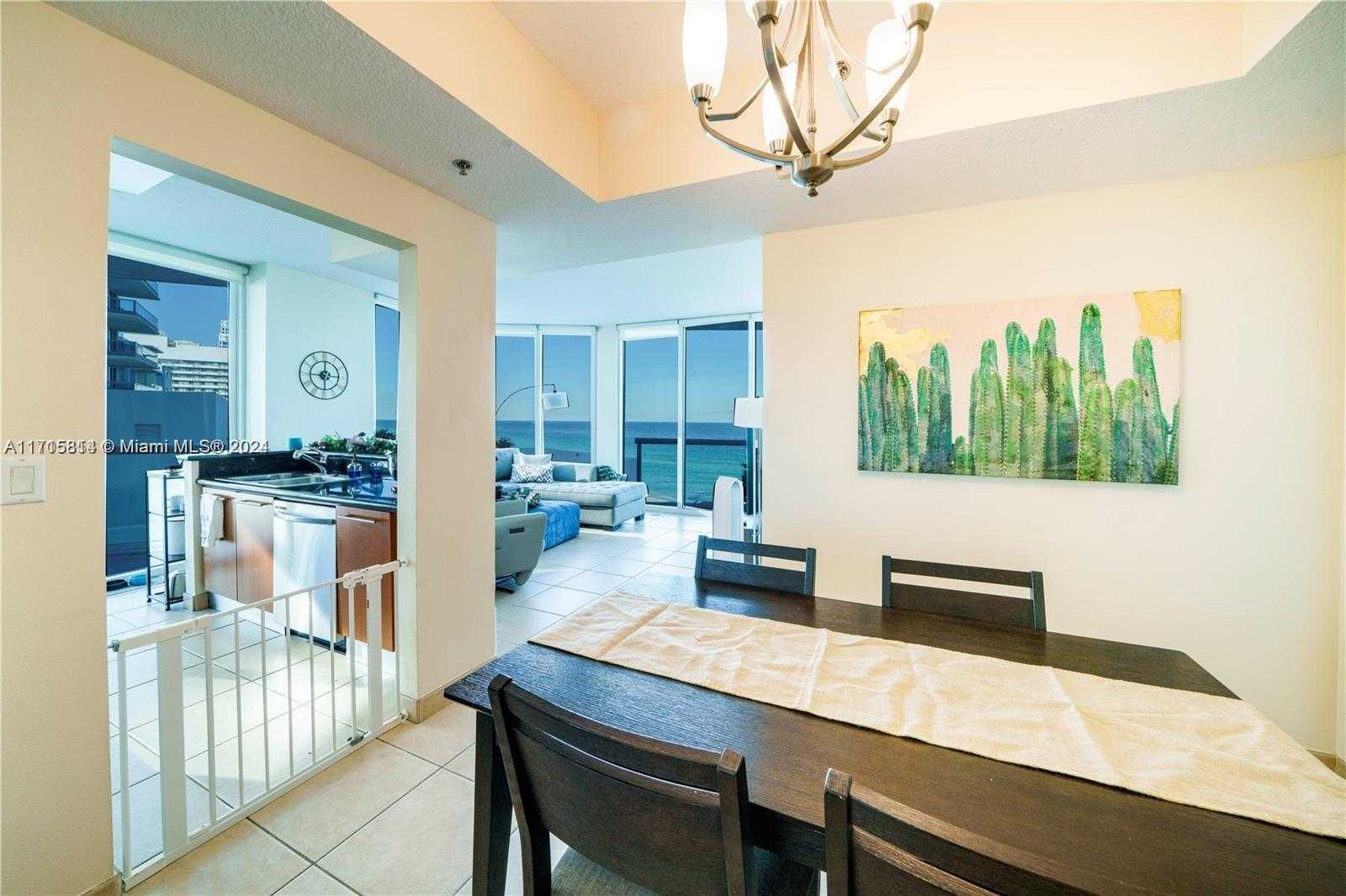 Small Image of 6515 COLLINS AVE #702, Miami Beach Number 10