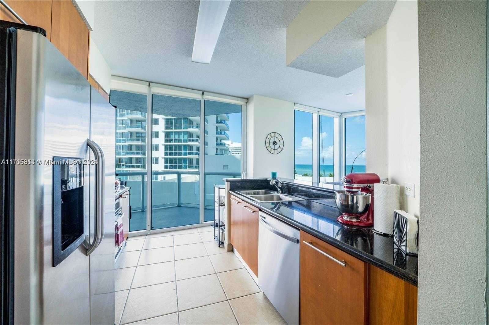 Small Image of 6515 COLLINS AVE #702, Miami Beach Number 12