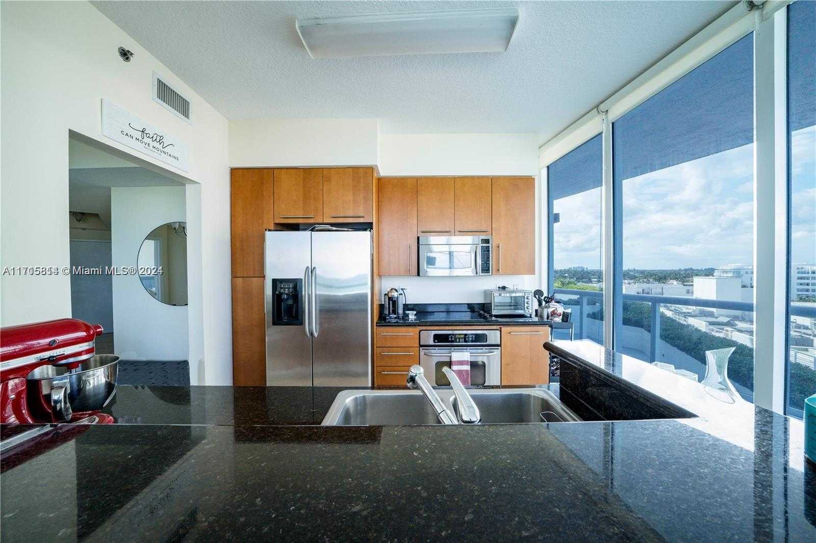 Small Image of 6515 COLLINS AVE #702, Miami Beach Number 13